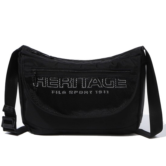  휠라 헤리티지 경량 메신저백 FS3BCF6322XBLK