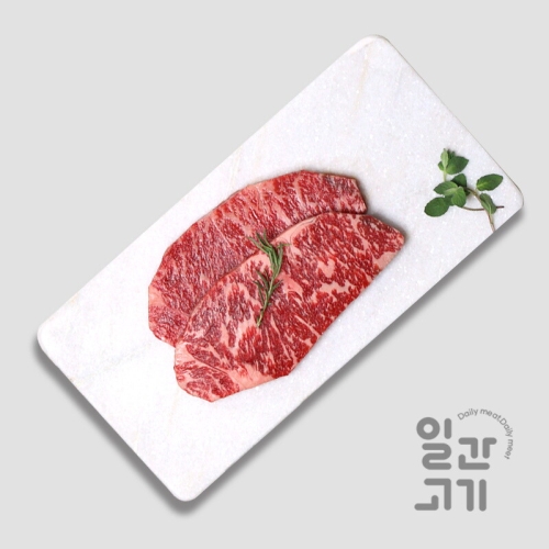 일간고기 냉장 1등급 암소한우 채끝 스테이크 500g이미지입니다. 누르면 해당 게시물로 새창이동합니다.