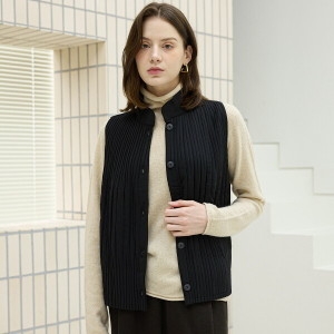 요이츠 프린트 퀼팅 플리츠 베스트_YI10WRPVT02_이미지