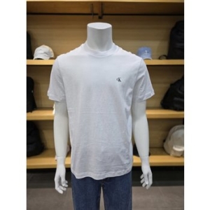 캘빈클라인진 공용 ck 스몰 로고 레귤러핏 반팔 티셔츠 4RAB200-YAA