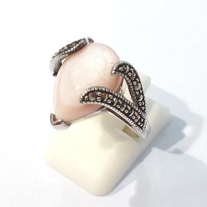 블루케이 핑크자개 원석 반지 211107-14 6월탄생석이미지입니다. 누르면 해당 게시물로 새창이동합니다.