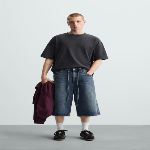 자라 133027 티셔츠 아임 박스핏 라이트웨이트 앤트라짓