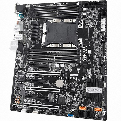 GIGABYTE C621-SU8 �Ǿ���Ʈ