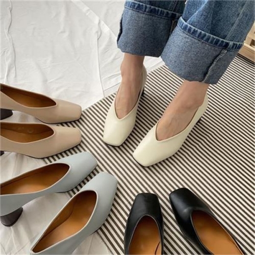 짝꿍닷컴 짝꿍닷컴 스퀘어 토우 브이 라인 세모굽 펌프스 RJ-as200_이미지