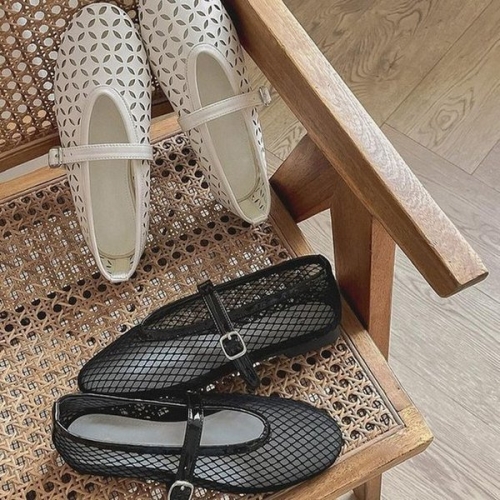 RJ-p31117 여성 낮은굽 메리제인 펀칭 플랫 15981053A