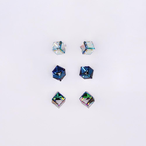 오스트리아 크리스탈 큐브 귀걸이 EB285E