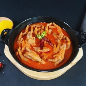 주식회사 홍미 홍미닭발 매콤고소 국물닭발 700g (1개)_이미지