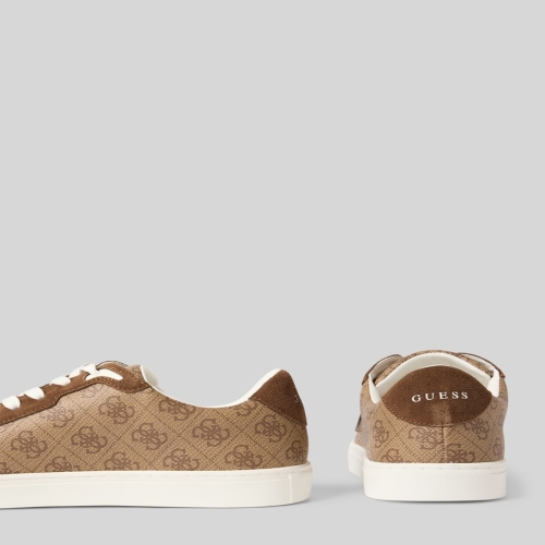 게스 베이지 라벨 적용 토디 3 스니커즈 독일군 신발 FMTTO3ELL12_이미지