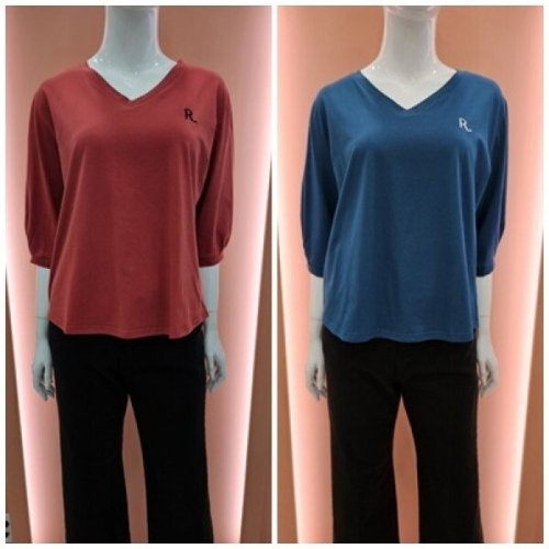 SOOS R자수 브이넥5부소매 티셔츠S243TS851