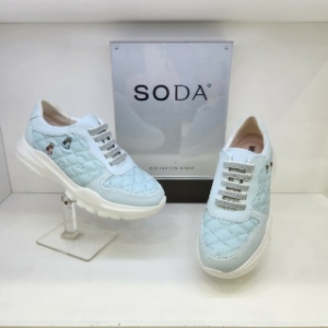 �Ҵ� ���� ĳ���� �ڼ� ����Ʈ Ű���� ����Ŀ��FLS401KS45