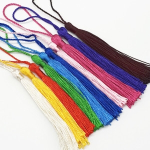 [불명] 장신구줄 수술 전통매듭 매듭끈 노리개 만들기재료 공예재료 전통장식 옷고름이미지입니다. 누르면 해당 게시물로 새창이동합니다.