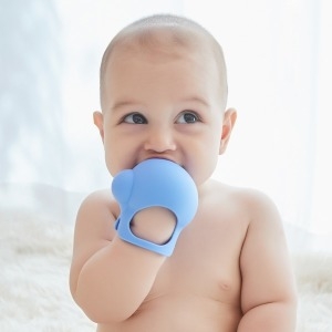 양손 글러브 치발기 실리콘100% 국민 손목 고정형 양손 2개 세트 아기 글러브 치발기 보관케이스포함구성