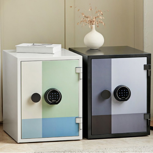 디프로매트  큐브 580CB