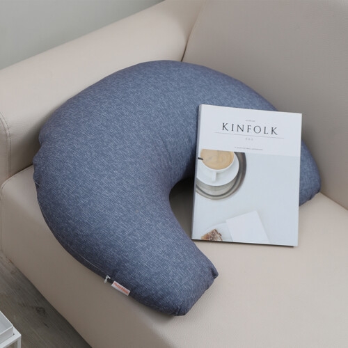 더베딩샵 반달쿠션 바나나 배꼽 독서 허그 미용실쿠션_이미지