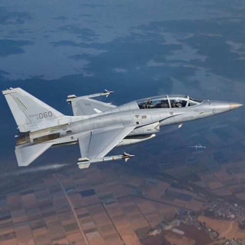 ��ī���̰��� 1/48 ���ѹα����� FA-50 �������̱�