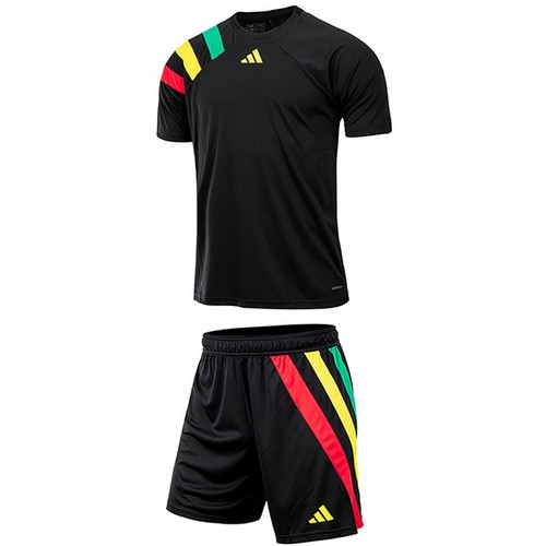 아디다스 포르토레 23 세트 IK5737+IK5736이미지입니다. 누르면 해당 게시물로 새창이동합니다.