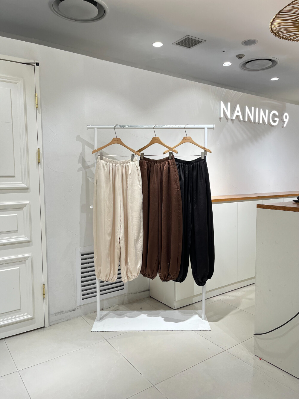 난닝구 스타필드코엑스점 인라푸팬츠 1126C2PT04D
