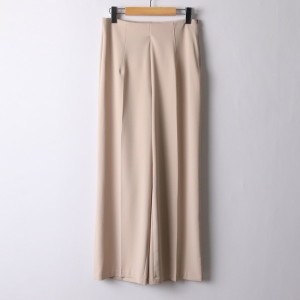 루퍼와이드핏쿨슬랙스 MDI590M205 빅사이즈 사이즈에서 자유로운 그녀